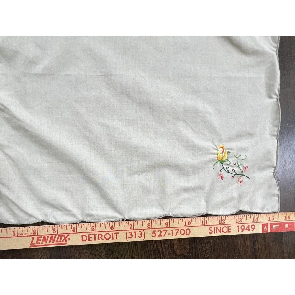 Vintage Linen Napkins Beige Embroidered Flower Rose Scallop Edge 15 3 Design Mix